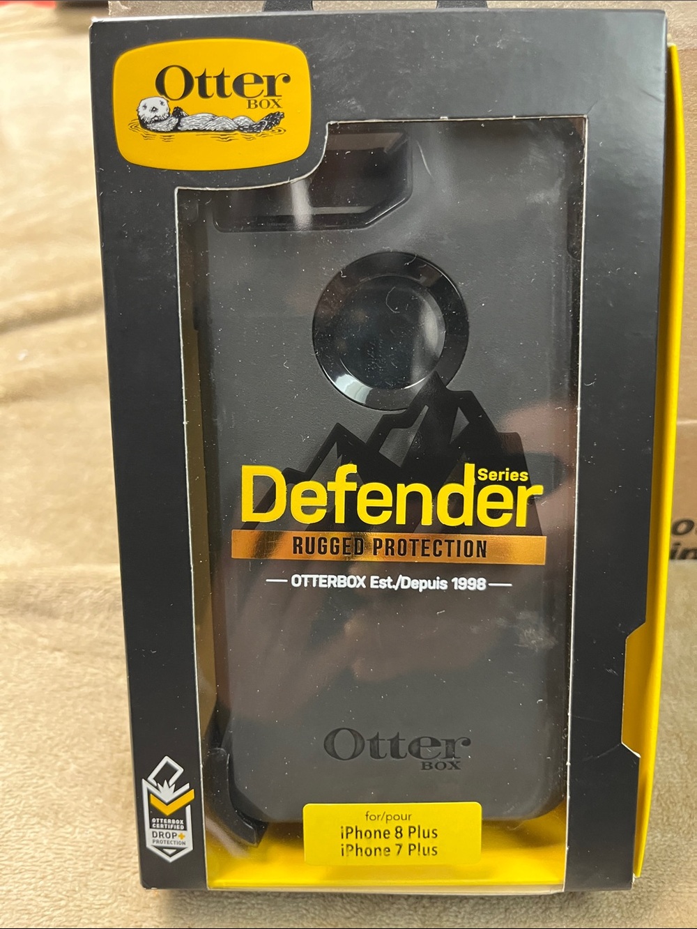 OtterBox Defender Series Black and Yellow iPhone 8 Plus / 7 Plus Case